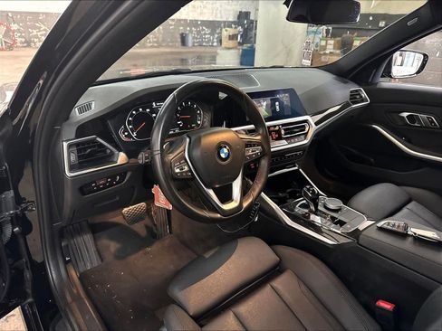 Used 2021 BMW 330i Sedan w/ Driving Assistance Package RWD image 16