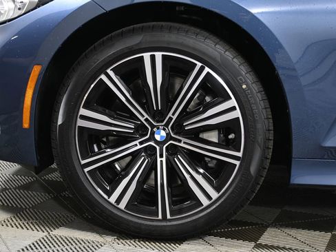 Used 2026 BMW 330i xDrive Sedan w/ Premium Package image 12