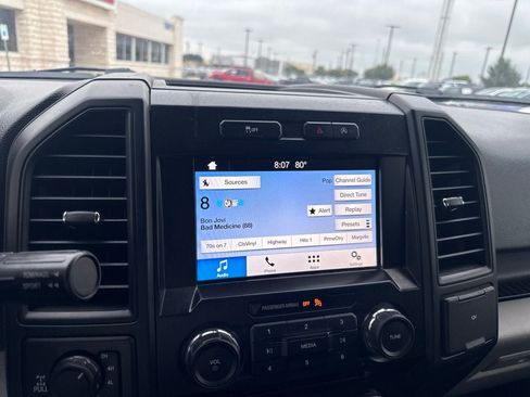Used 2017 Ford F150 XL w/ Equipment Group 101A Mid AWD/4WD image 13