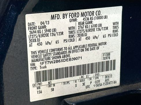 Used 2013 Ford F250 Lariat w/ Chrome Pkg image 31