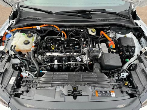 Used 2023 Ford Escape ST-Line Elite w/ Class II Trailer Tow Package image 11