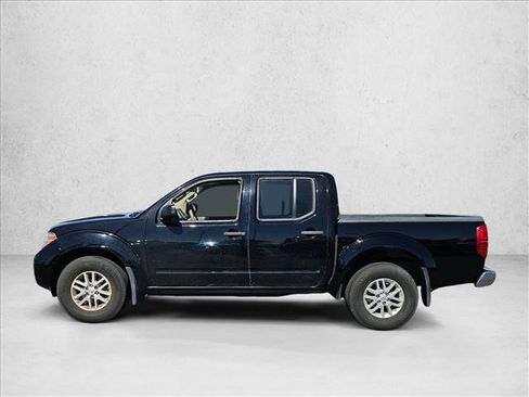 Used 2015 Nissan Frontier SV image 8