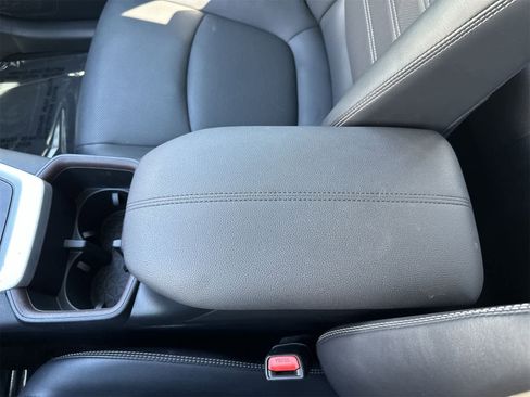 Used 2024 Toyota RAV4 Limited image 16