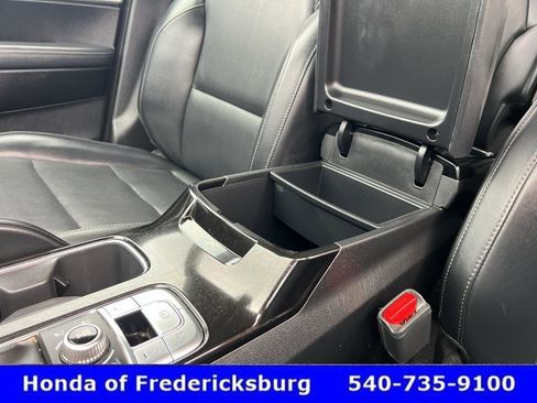 Used 2020 Kia Telluride S w/ S 8 Passenger Seating Package AWD/4WD image 24