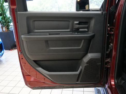 Used 2024 RAM 2500 Tradesman w/ Chrome Appearance Group AWD/4WD image 42