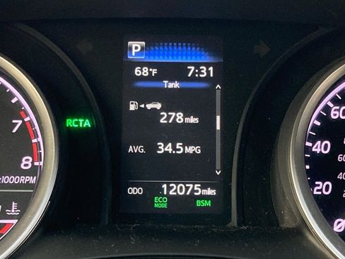 Used 2024 Toyota Camry LE w/ Convenience Package image 14