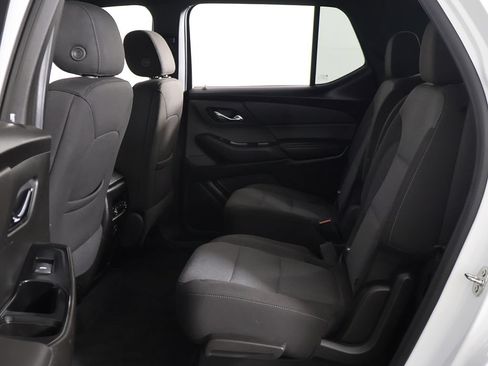 Used 2023 Chevrolet Traverse LT AWD/4WD image 29