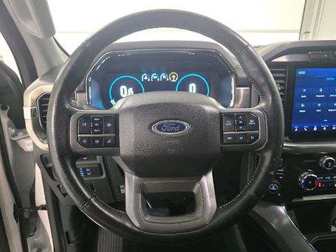 Used 2022 Ford F150 Lariat w/ FX4 Off-Road Package image 11