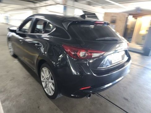 Used 2017 MAZDA MAZDA3 Grand Touring w/ Premium Equipment Package FWD image 3