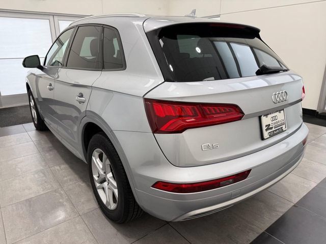 Used 2018 Audi Q5 2.0T Premium w/ Convenience Package AWD/4WD image 4