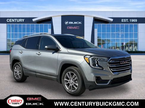 Used 2023 GMC Terrain SLT image 1