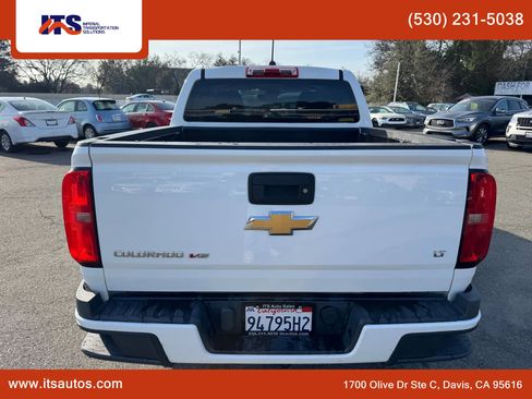 Used 2018 Chevrolet Colorado LT w/ Safety Package RWD image 4