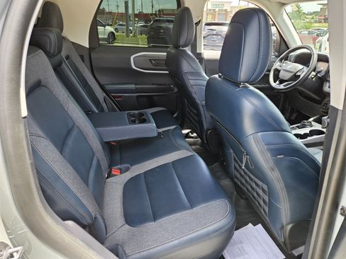 Used 2023 Ford Bronco Sport Outer Banks AWD/4WD image 18