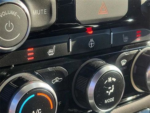 Certified 2020 RAM 1500 Big Horn image 19