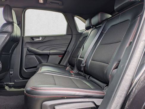 Used 2025 Ford Escape ST-Line FWD image 18