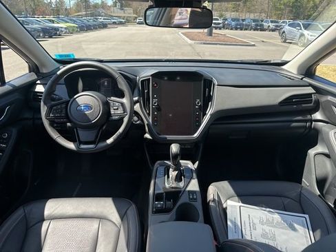 Used 2025 Subaru Crosstrek 2.5i Limited AWD/4WD image 10
