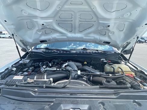 Used 2022 Ford F550 4x4 SuperCab Super Duty image 26