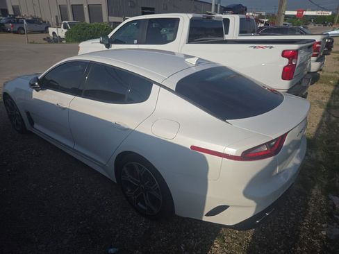 Used 2020 Kia Stinger GT RWD image 2