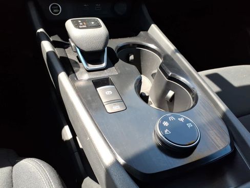 Certified 2023 Nissan Rogue S AWD/4WD image 20