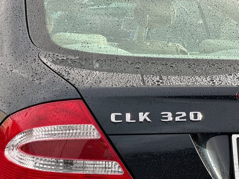 Used 2004 Mercedes-Benz CLK 320 Coupe image 29