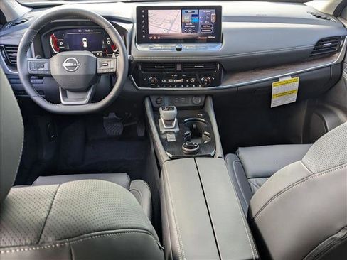 New 2026 Nissan Rogue Platinum image 14