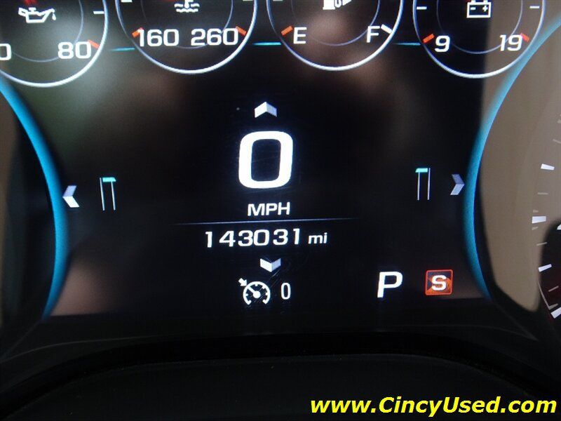 Used 2016 Chevrolet Camaro SS RWD image 25