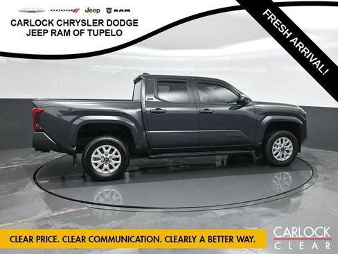 Used 2024 Toyota Tacoma 4x4 Double Cab image 4