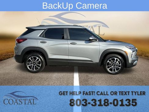Used 2024 Chevrolet TrailBlazer LT w/ Driver Confidence Package image 4