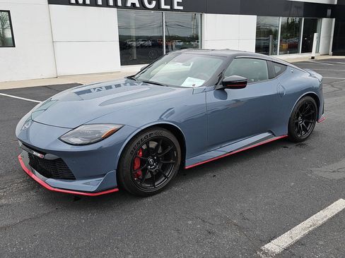 Used 2024 Nissan Z NISMO w/ Floor Mat Package RWD image 33