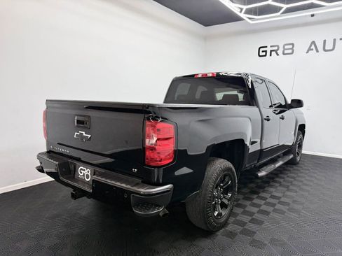 Used 2017 Chevrolet Silverado 1500 LT w/ Midnight Edition image 8