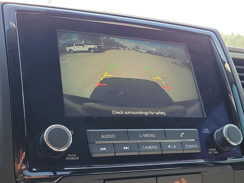 Used 2022 Nissan Frontier SV RWD image 28