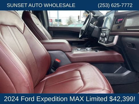 Used 2024 Ford Expedition Max Limited AWD/4WD image 34