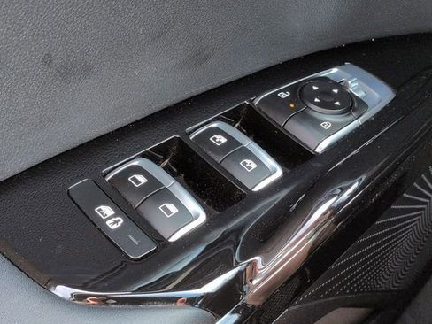 Used 2025 Kia K5 GT-Line image 24