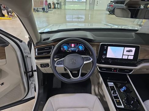 New 2026 Volkswagen Atlas SE image 13