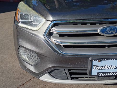 Used 2017 Ford Escape Titanium w/ Equipment Group 301A AWD/4WD image 11