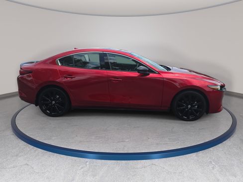 Used 2025 MAZDA MAZDA3 2.5 Turbo Sedan w/Premium Plus AWD/4WD image 4