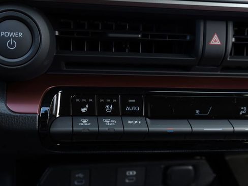 New 2026 Toyota Prius Plug-In Hybrid image 21