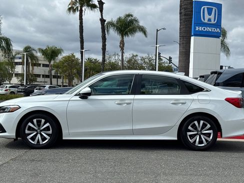 Used 2023 Honda Civic LX image 2