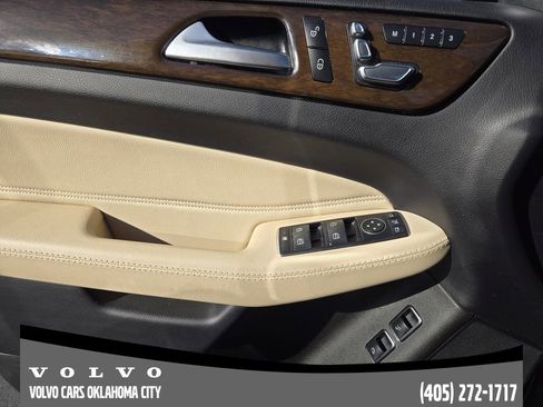 Used 2018 Mercedes-Benz GLS 450 4MATIC image 22