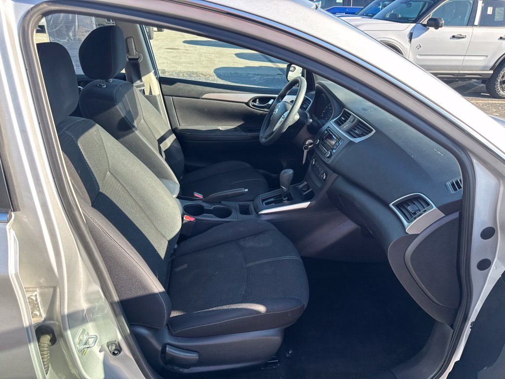 Used 2017 Nissan Sentra S FWD image 29