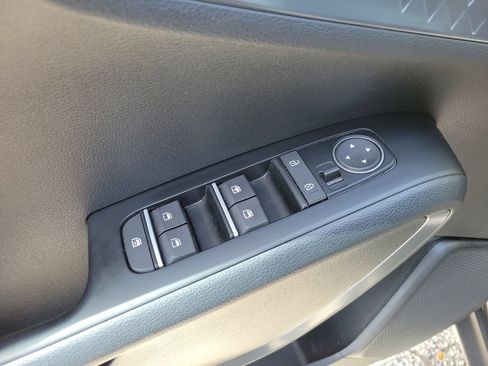 Used 2020 Kia Soul S FWD image 18