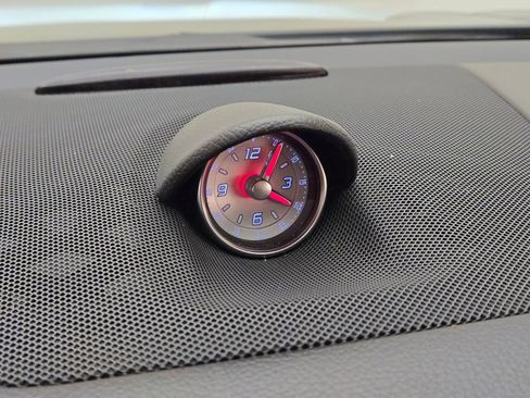 Used 2014 Mercedes-Benz SL 550 image 39