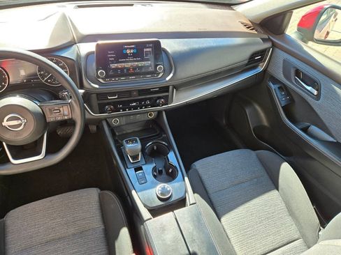 Used 2023 Nissan Rogue SV AWD/4WD image 15