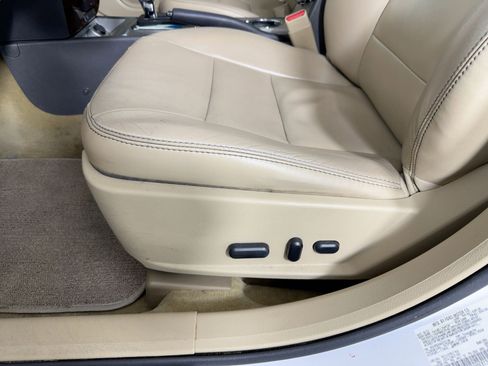 Used 2012 Ford Fusion SEL image 11