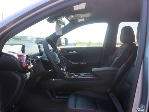 New 2026 Chevrolet Equinox ACTIV w/ Convenience Package III FWD image 22