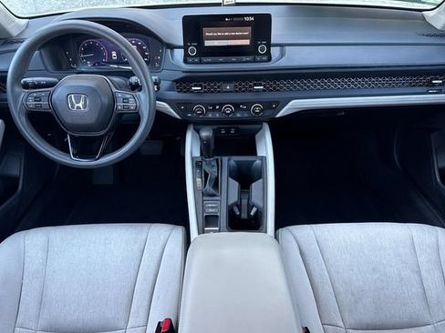 Used 2023 Honda Accord EX image 14