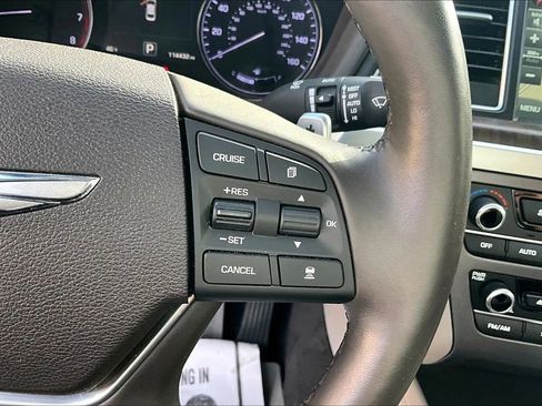 Used 2017 Genesis G80 3.8 w/ Option Group 03 image 19