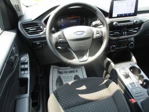 Used 2024 Ford Escape Active image 5