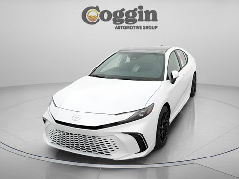 New 2026 Toyota Camry XSE FWD image 31