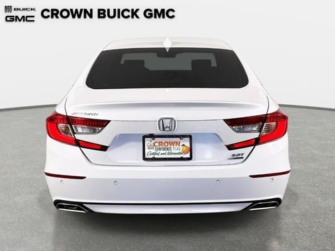 Used 2022 Honda Accord Touring image 6